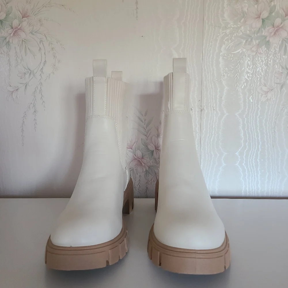 Qupid Chelsea Boots‎